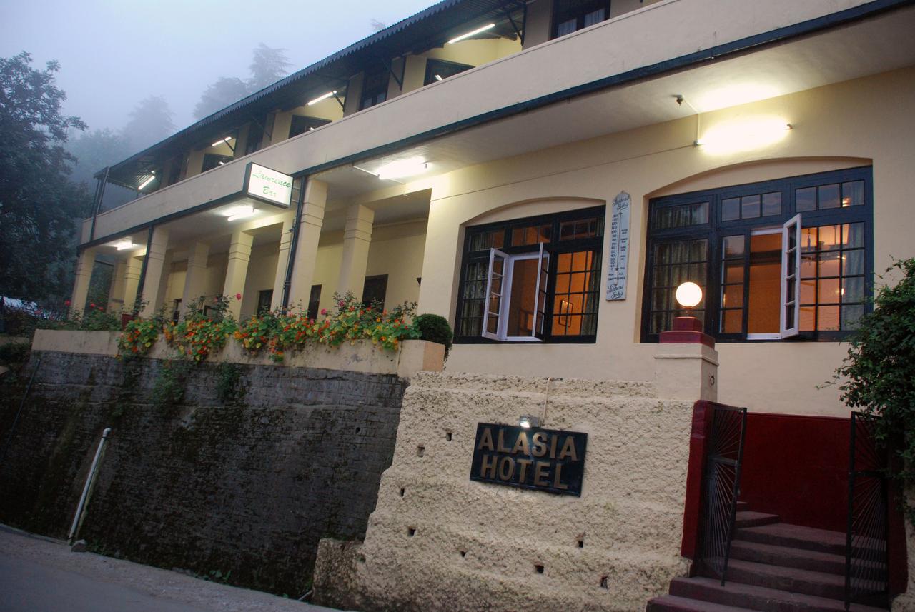 Alasia Hotel Kasauli Esterno foto